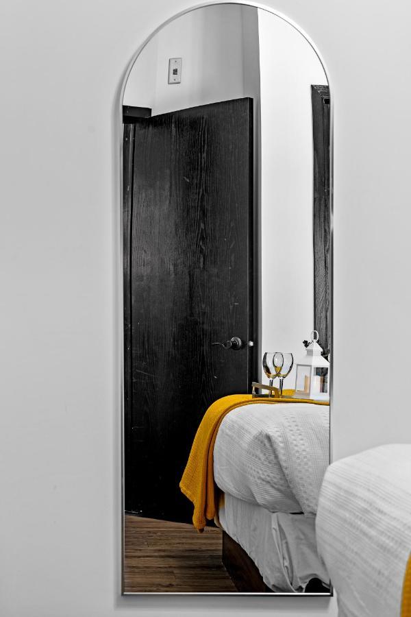 The Mountaineer By Instantsuites Pool & Hottub Canmore Eksteriør billede